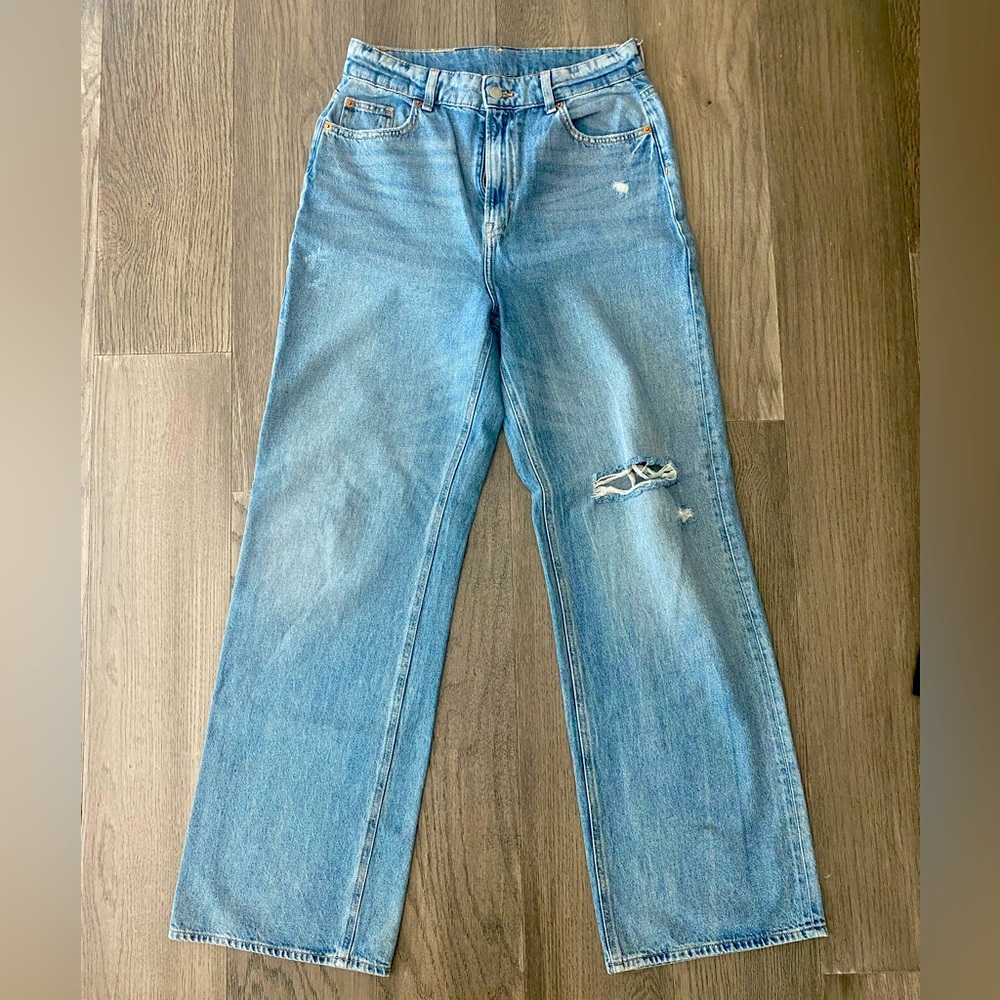 H&M • Baggy Wide Leg High Rise Jeans • Size 10